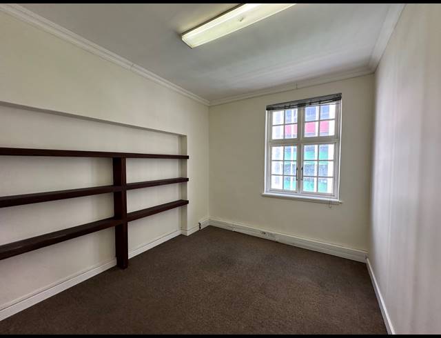 160M² OFFICE TO LET IN CAPE TOWN CITY CENTRE
